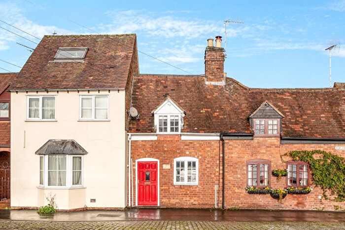 2 Bedroom Terraced House For Sale In Newlands, Pershore, WR10