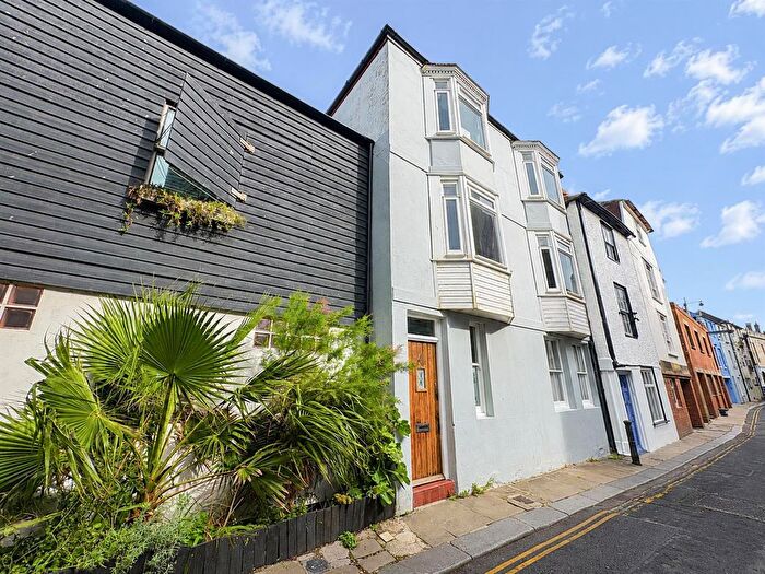 4 Bedroom Terraced House To Rent In West Street, Hastings, TN34