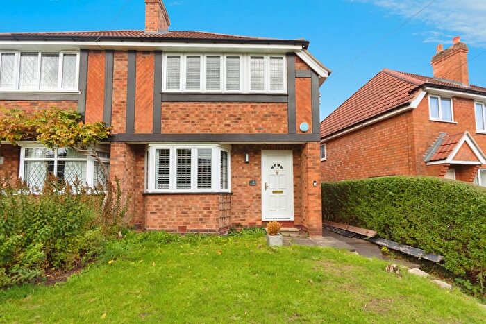 3 Bedroom Semi Detached House For Sale In The Green, Kings Norton, Birmingham, West Midlands, B38