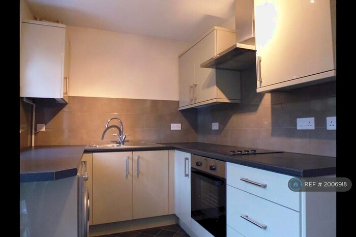 2 Bedroom Semi-Detached House To Rent In Liskeard, Liskeard, PL14