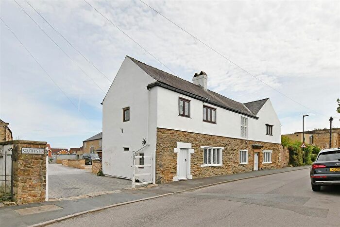 4 Bedroom Detached House For Sale In South Street, Mosborough, S20