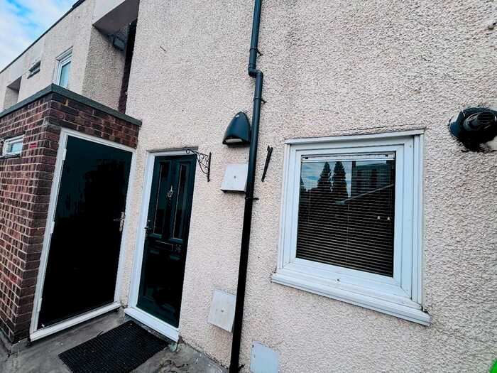 2 Bedroom Maisonette To Rent In Watts Road, Portsmouth, PO1