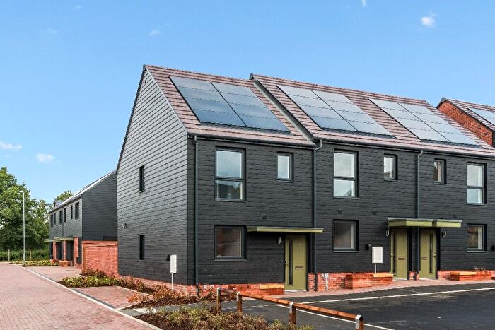 2 Bedroom Terraced House To Rent In *Includes One Month Rent Free!* Charnwood Circle, Milton Keynes, Buckinghamshire, MK5