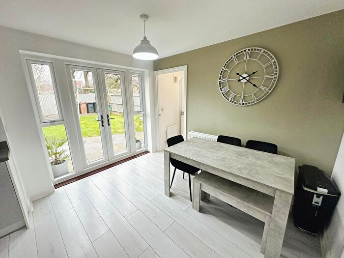 4 Bedroom Detached House For Sale In Pius Avenue, North Hykeham, Lincoln, LN6