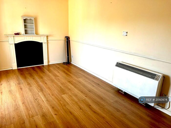 1 Bedroom Flat To Rent In Da Vinci Court, London, SE16