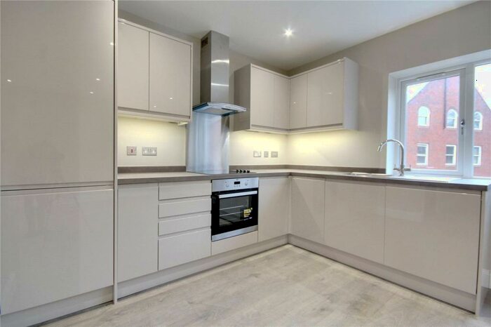 2 Bedroom Apartment To Rent In Chertsey, Surrey, KT16