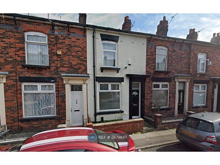 2 Bedroom Terraced House To Rent In Beatrice Road, Bolton, BL1