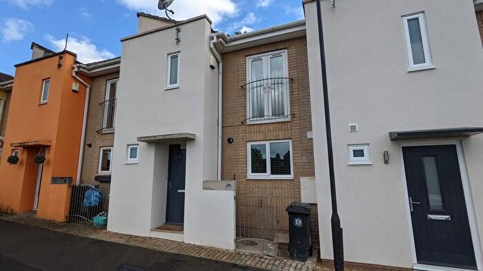 4 Bedroom Terraced House To Rent In Rose Green, Greenbank Road, Bristol, BS5
