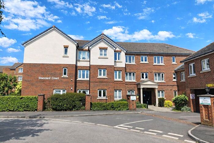 1 Bedroom Flat For Sale In Culverley Road, London, SE6