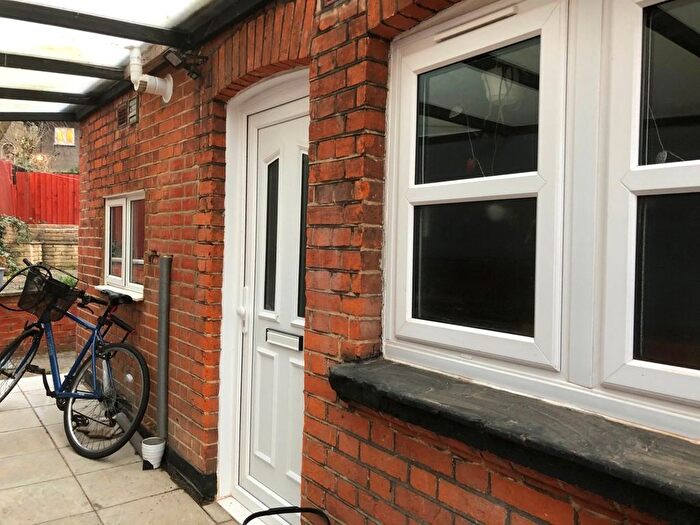 4 Bedroom Flat To Rent In Cranes Park Avenue, Surbiton, KT5