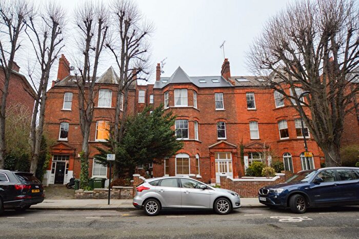 1 Bedroom Flat To Rent In Compayne Gardens, NW6