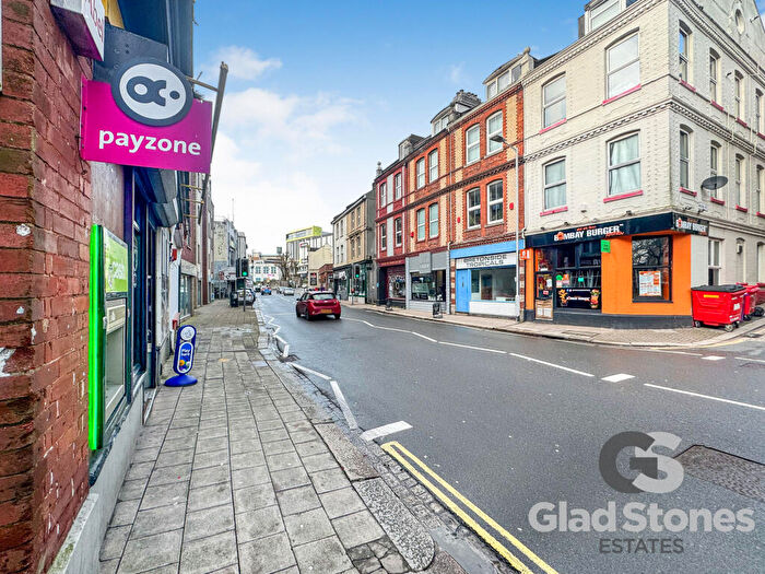 Property For Sale In Bretonside, Plymouth, Devon, PL4