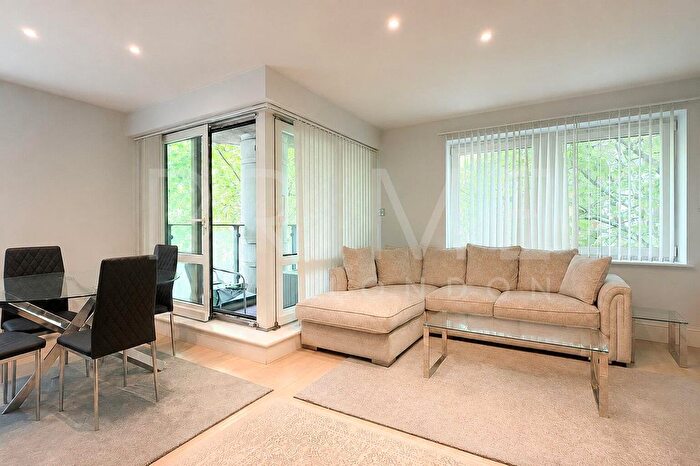 2 Bedroom Flat To Rent In Warren House, Warwick Road, Kensington, W14