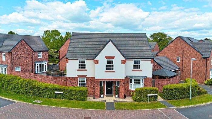 4 Bedroom Detached House For Sale In White Iris Place, Stapeley, CW5