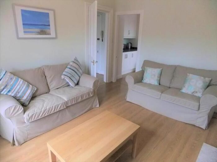1 Bedroom Flat To Rent In Watson Crescent, Edinburgh, EH11
