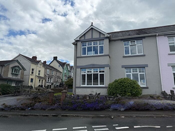 4 Bedroom Semi-Detached House For Sale In Alan Road, Llandeilo, Carmarthenshire., SA19
