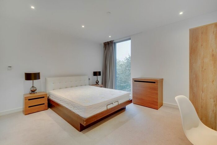 2 Bedroom Flat To Rent In Camley Street, London, N1C