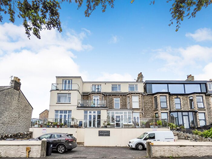 1 Bedroom Flat For Sale In Mount Wise, Newquay, TR7