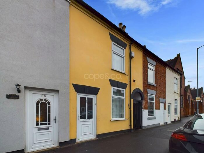 3 Bedroom Terraced House To Rent In Waterloo Street, Burton-On-Trent, Staffordshire, DE14