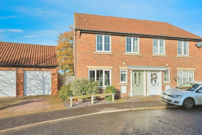 3 Bedroom Semi-Detached House For Sale In Starlings' Way, Great Witchingham, Norwich, NR9