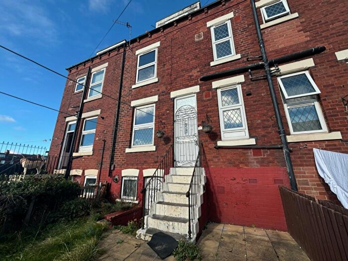 2 Bedroom Terraced House To Rent In Vinery Grove, Leeds, West Yorkshire, LS9