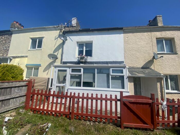 2 Bedroom Cottage To Rent In New Park Road, Lee Mill, PL21