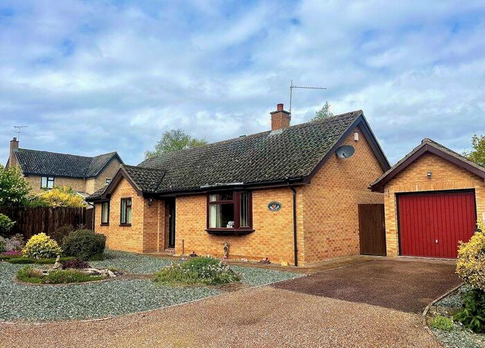 3 Bedroom Bungalow For Sale In The Green, Beyton, IP30