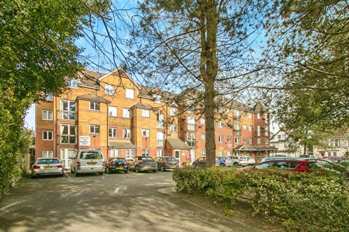 2 Bedroom Flat To Rent In Viscount Court - Retirement Living, BH5