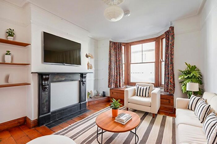 4 Bedroom Terraced House To Rent In Whitehall Road, Norwich, NR2