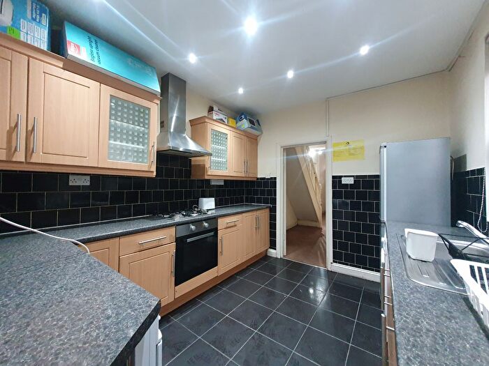 4 Bedroom Terraced House To Rent In North Road, Maindy, Cardiff, Cardiff, CF10