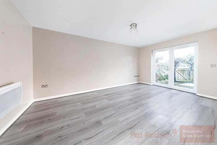 2 Bedroom Apartment To Rent In Church Road Mews, Gosforth, Newcastle Upon Tyne, NE3