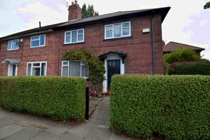 3 Bedroom Semi-Detached House To Rent In Beaconsfield Road, New Ferry, CH62