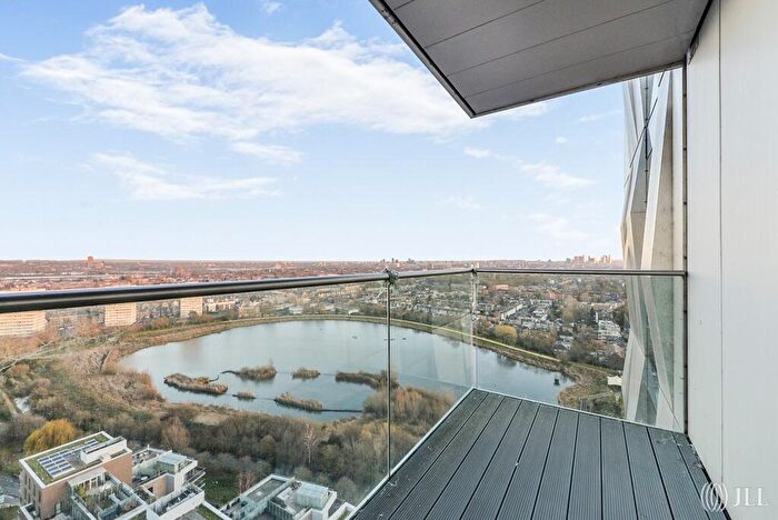 3 Bedroom Flat For Sale In Skyline Apartments, Devan Grove, N4