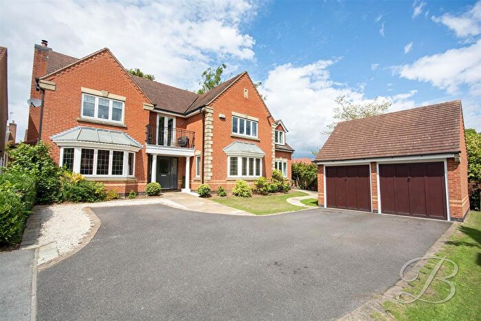 6 Bedroom Detached House For Sale In Haddon Road, Mansfield, NG19