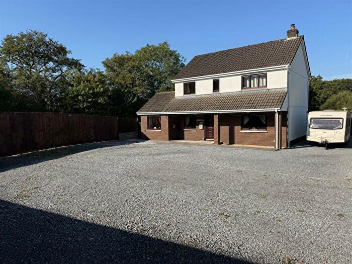 3 Bedroom Detached House For Sale In Llandyfan, Ammanford, SA18