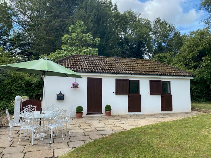 Detached Bungalow To Rent In Church Road Hartley, DA3