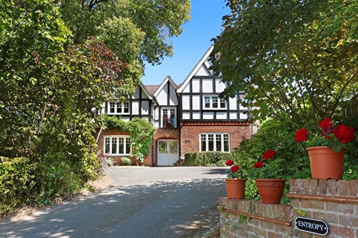 5 Bedroom Detached House For Sale In The Birches, Beaconsfield, Buckinghamshire, HP9