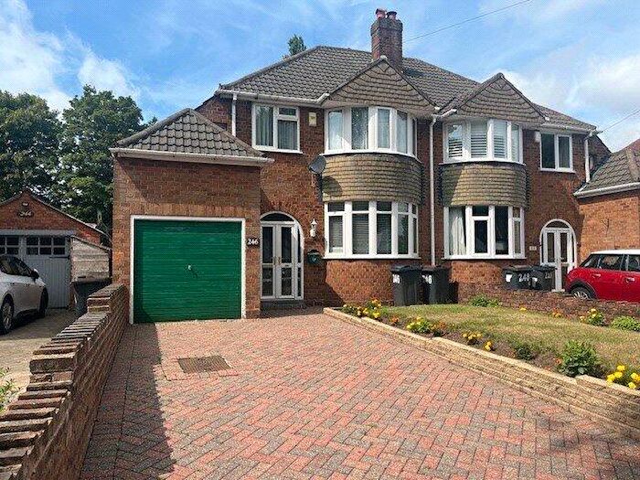 3 Bedroom Semi-Detached House For Sale In Court Lane, Erdington, Birmingham, West Midlands, B23