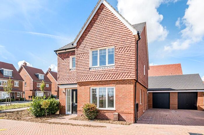 3 Bedroom Detached House For Sale In Harris Road, West Broyle, PO19