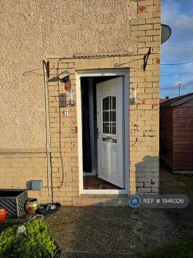 2 Bedroom Semi-Detached House To Rent In Lindisfarne Recess, Jarrow, NE32
