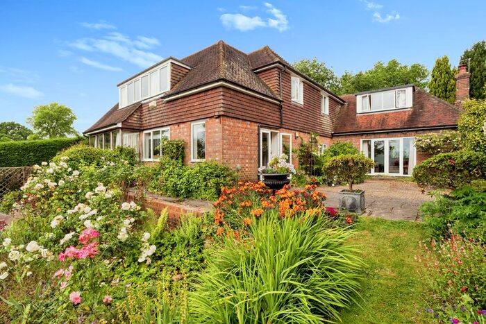 5 Bedroom Detached House For Sale In Heathfield Road, Burwash, Etchingham, TN19