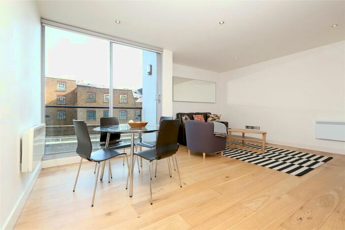 2 Bedroom Apartment To Rent In Dereham Place, Shoreditch, London, EC2A