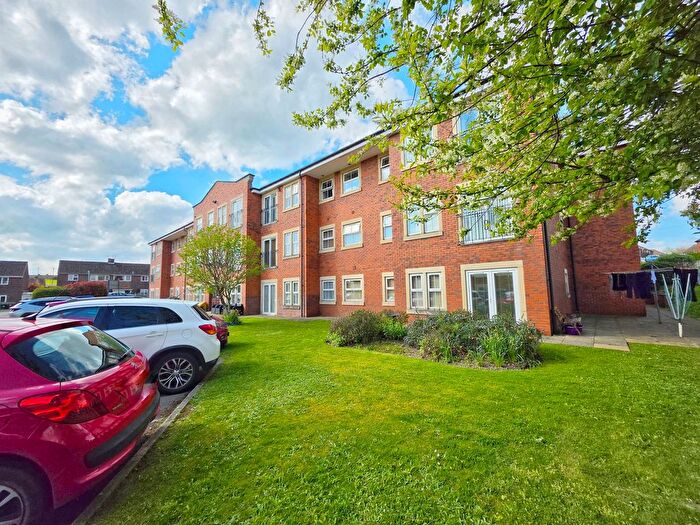 1 Bedroom Flat For Sale In Locke Road, Dodworth, Barnsley, S75