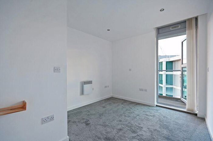 2 Bedroom Apartment To Rent In City Point, Solly Street, Sheffield, S1