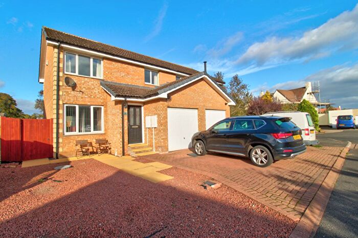 3 Bedroom Semi-Detached House For Sale In Field House Close, Morpeth, NE65