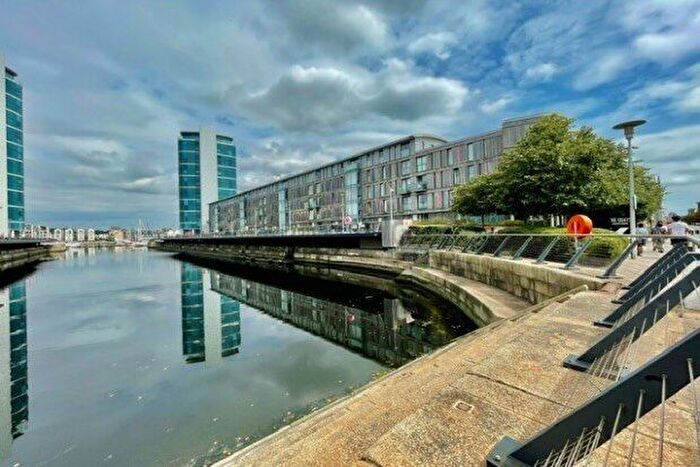 2 Bedroom Flat To Rent In Dock Head Road, Chatham, ME4