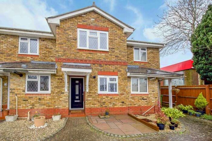 2 Bedroom Terraced House To Rent In Oxford Road, Denham, UB9