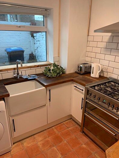 2 Bedroom House To Rent In Young Street, Durham, DH1