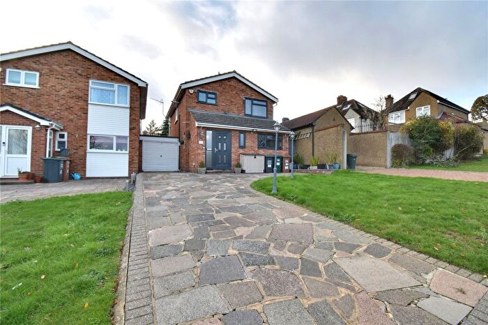 3 Bedroom Detached House For Sale In Sycamore Approach, Croxley Green, Rickmansworth, Hertfordshire, WD3