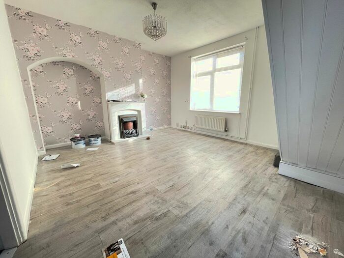 2 Bedroom Terraced House To Rent In Hatfield Road, Dagenham, RM9